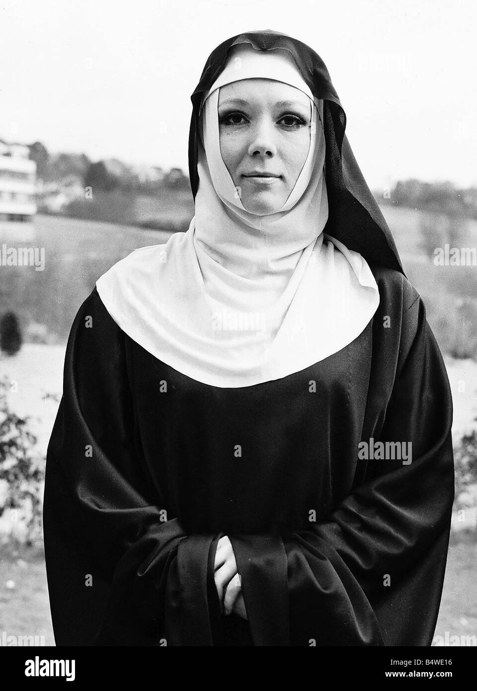 Diana Rigg actress in costume for Abelard and Heloise Stock Photo - Alamy
