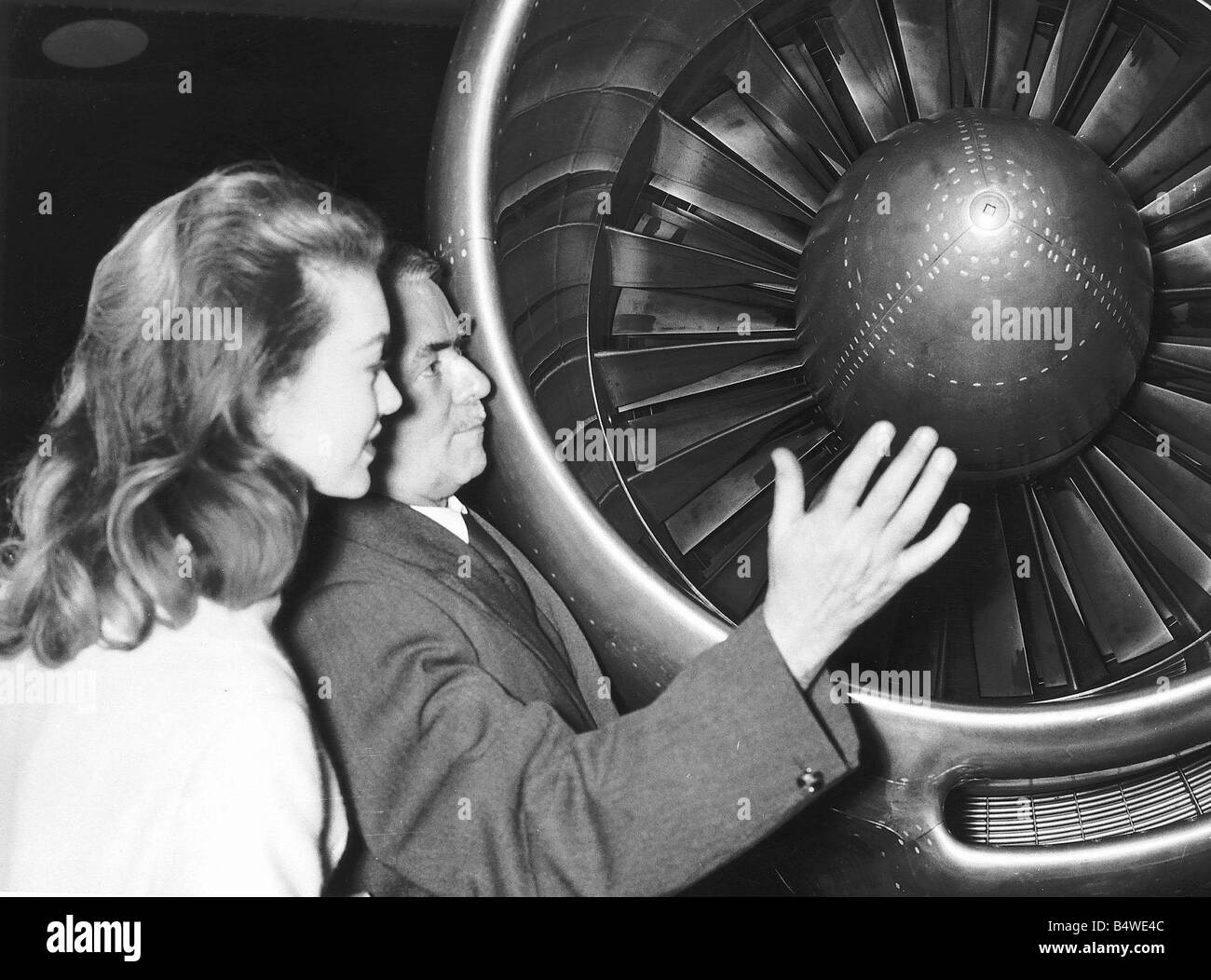 Frank Whittle Jet Engine Hi res Stock Photography And Images Alamy