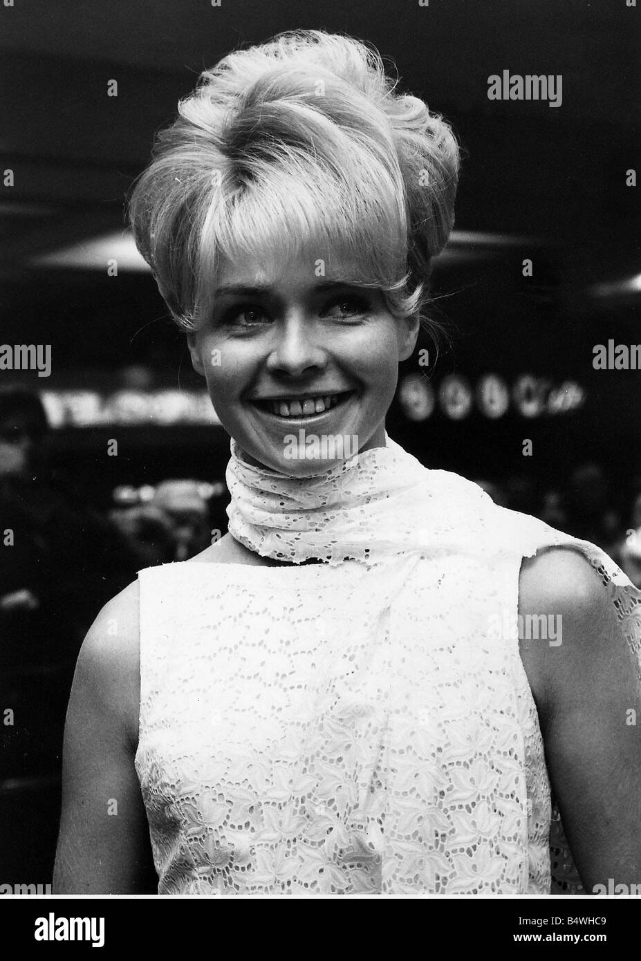 Actress susannah york hi-res stock photography and images - Alamy