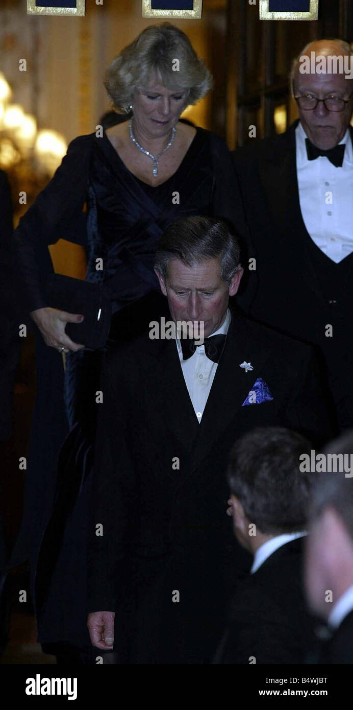 Queen Elizabeth II Golden Jubilee Celebration November 2002 at Ritz Hotel Prince Charles Prince of Wales and Camilla leaving the Ritz Royal Prince Charles wearing 2 piece suit Camilla wearing evening dress lafrssfeb05 1002 Stock Photo