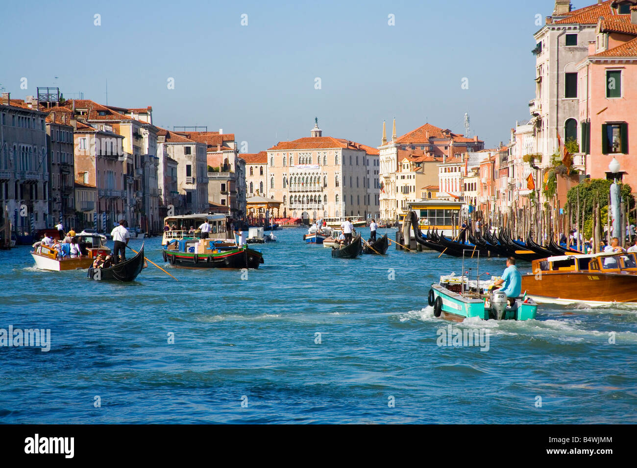 Busy water traffic on the Grand Canal in Venice Stock Photo