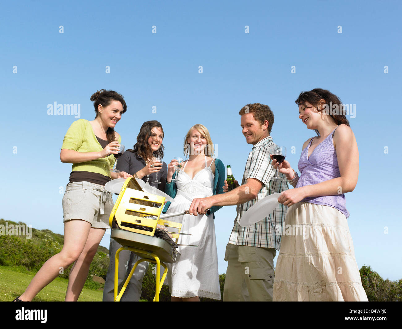 Group people standing at bar hi-res stock photography and images - Alamy