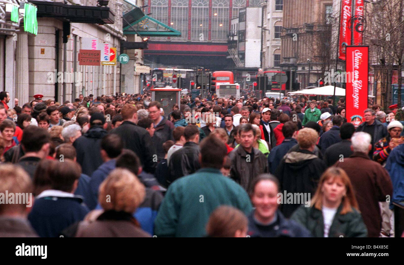 Christmas Shopping Argyle Street Glasgow December 1997 Stock Photo Alamy