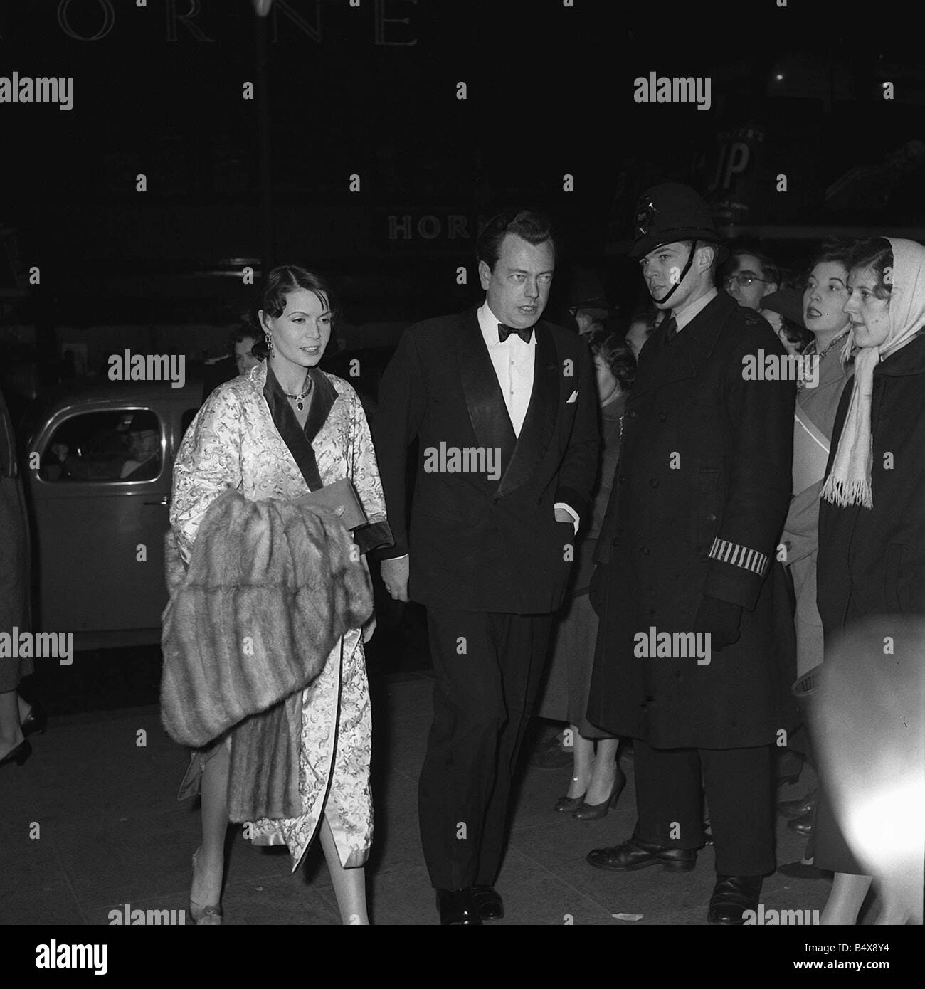 Marquis of Milford Haven 1958 with Eva Bartok at premiere of ballet Broken Date David Mountbatten the Marquess of Milford Haven Stock Photo
