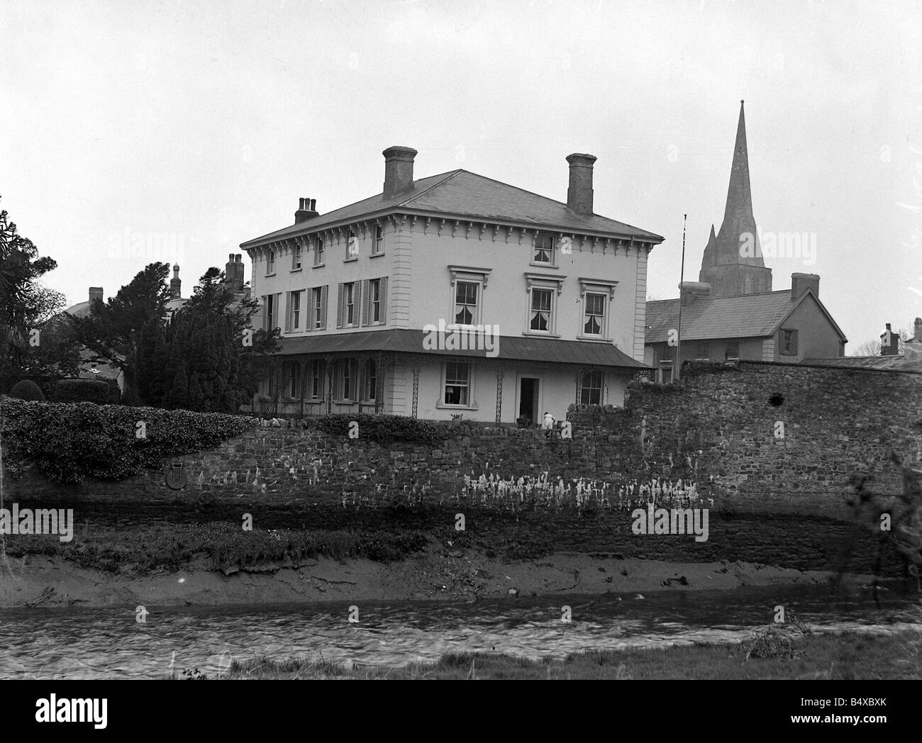 Rumsey House, a large residence in Kidwelly  where Mabel Greenwood died. June 1919 Stock Photo