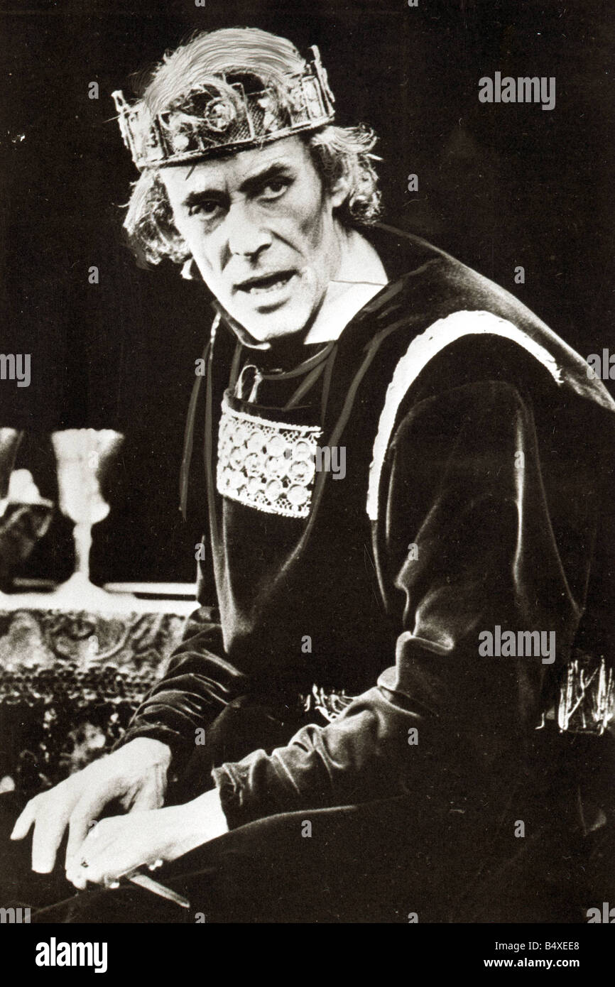 Peter O Toole as Macbeth at London s Old Vic theatre September 1980