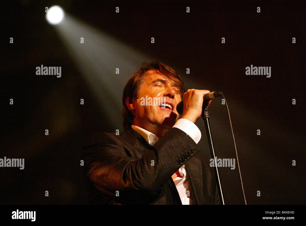 Bryan ferry musician hi-res stock photography and images - Alamy