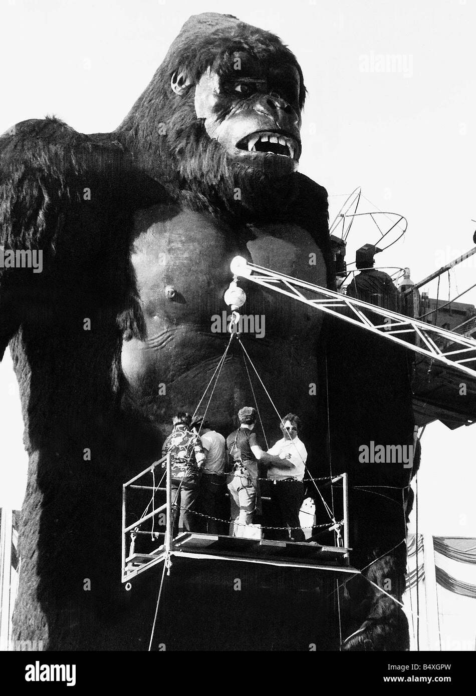 King Kong the sixty feet mechanical model and major star of the film King Kong in the middle of filming a scene Stock Photo