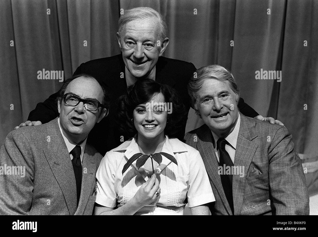 Sir Alec Guinness with Eric Morecambe Ernie Wise and Gemma Craven appearing in the Morecambe and Wise Christmas show Stock Photo