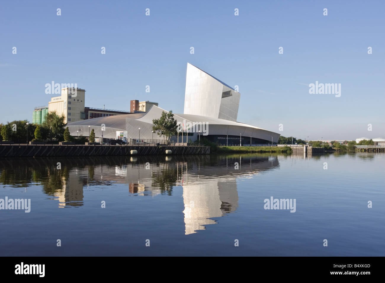 Imperial War Museum North Salford Quays Reflected in the Manchester ...