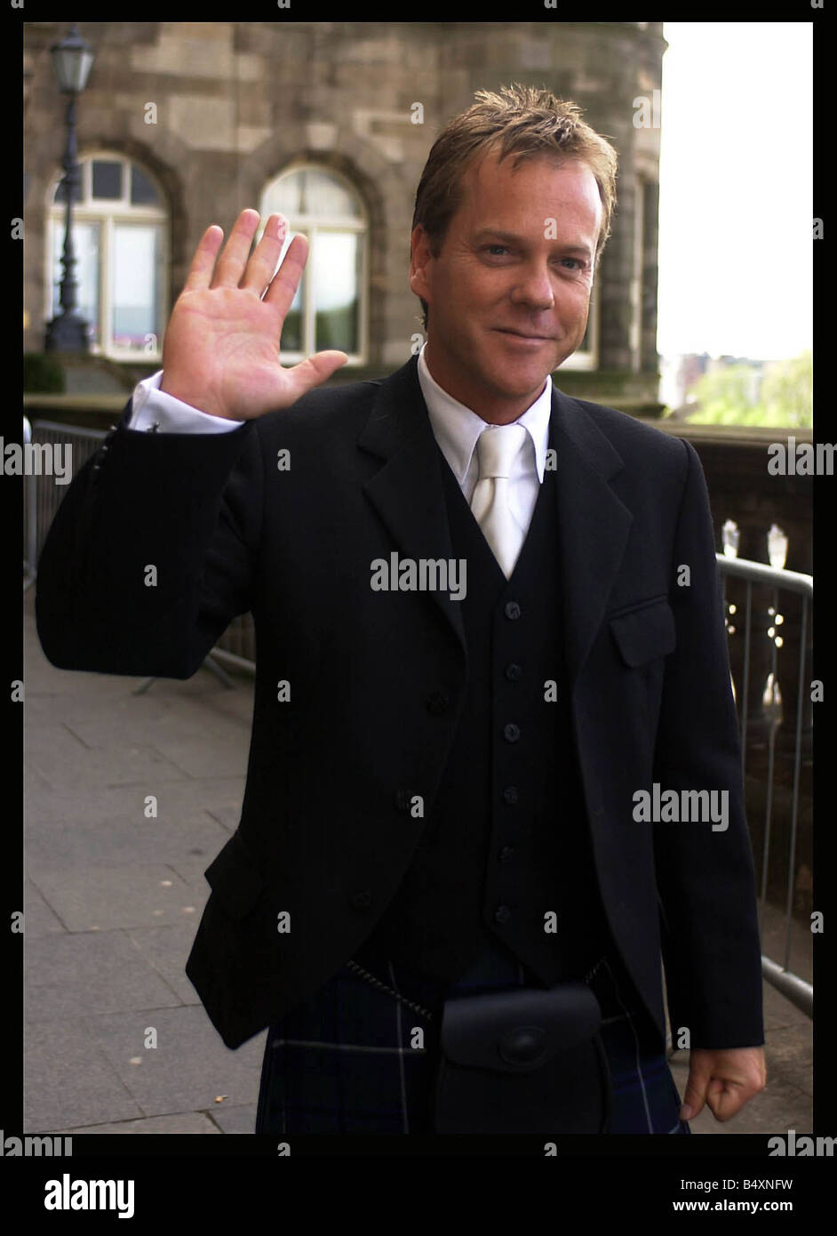 Actor Kiefer Sutherland May 2004 step daughter Michelle Cath marries Scottish actor Adam Nielson Stock Photo