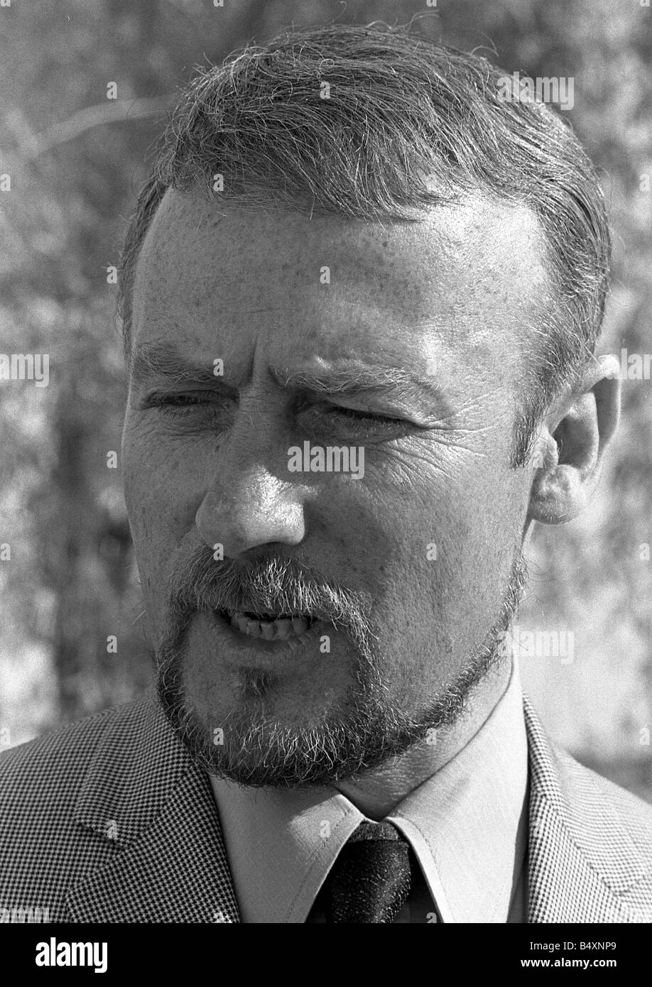 Actor edward woodward hires stock photography and images Alamy