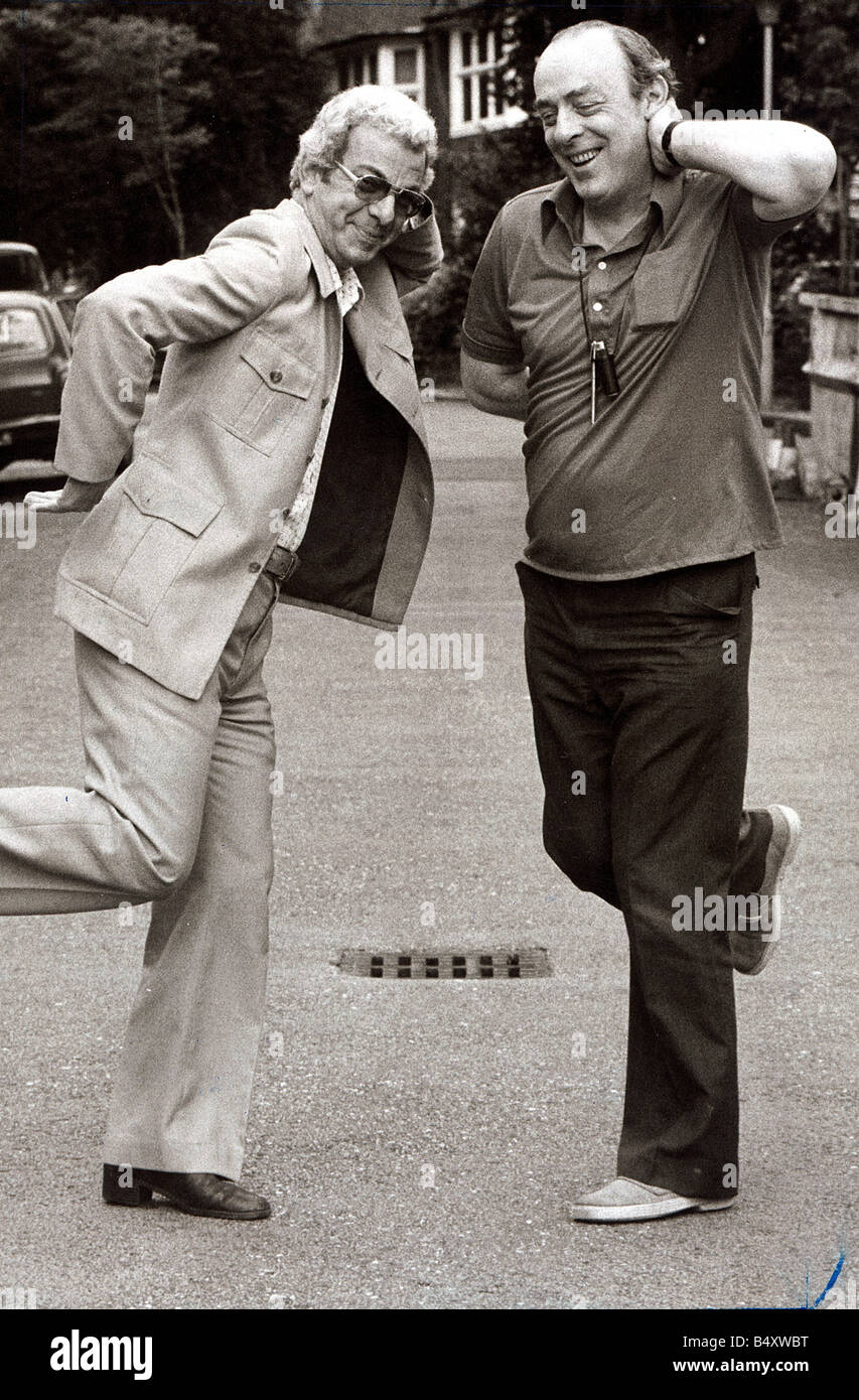Barry Cryer and John Junkin June 1978 scriptwriters for the new Morecambe and Wise Show 78 3273 DM Charles Ley 30 06 1978 March Stock Photo
