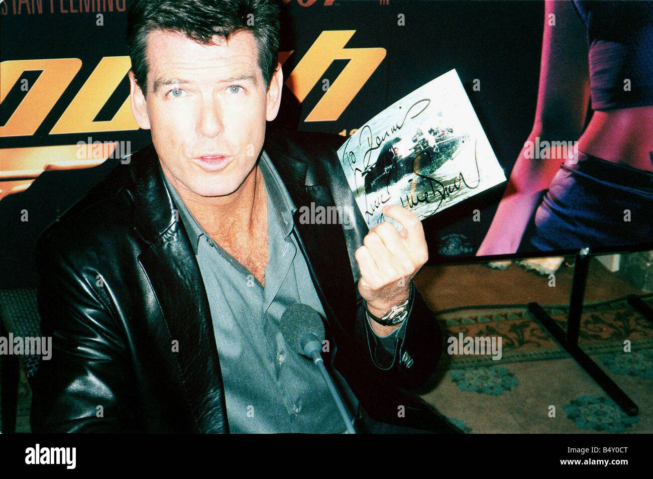 Pierce Brosnan At The World Is Not Enough Conference 1999 Pierce Brosnan With Autographed Photo 2933