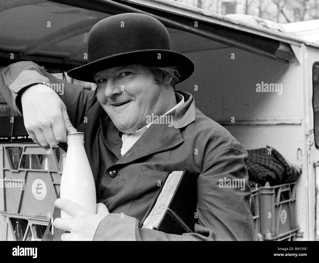 Benny Hill as Ernie the milkman 1971 Stock Photo