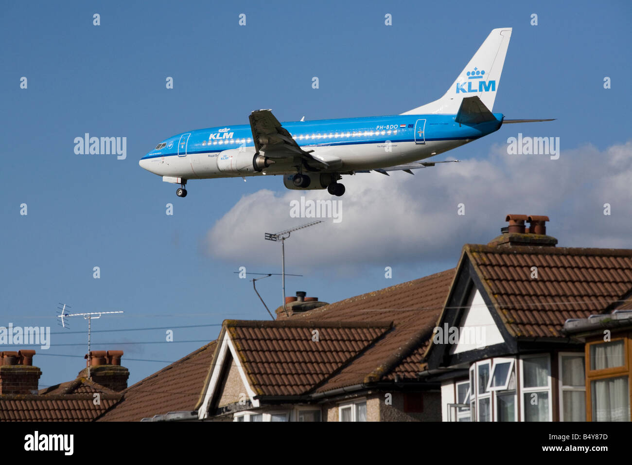 Boeing 737-306 - PH-BDO KLM Royal Dutch Airlines plane landing at London airport. (41) Stock Photo