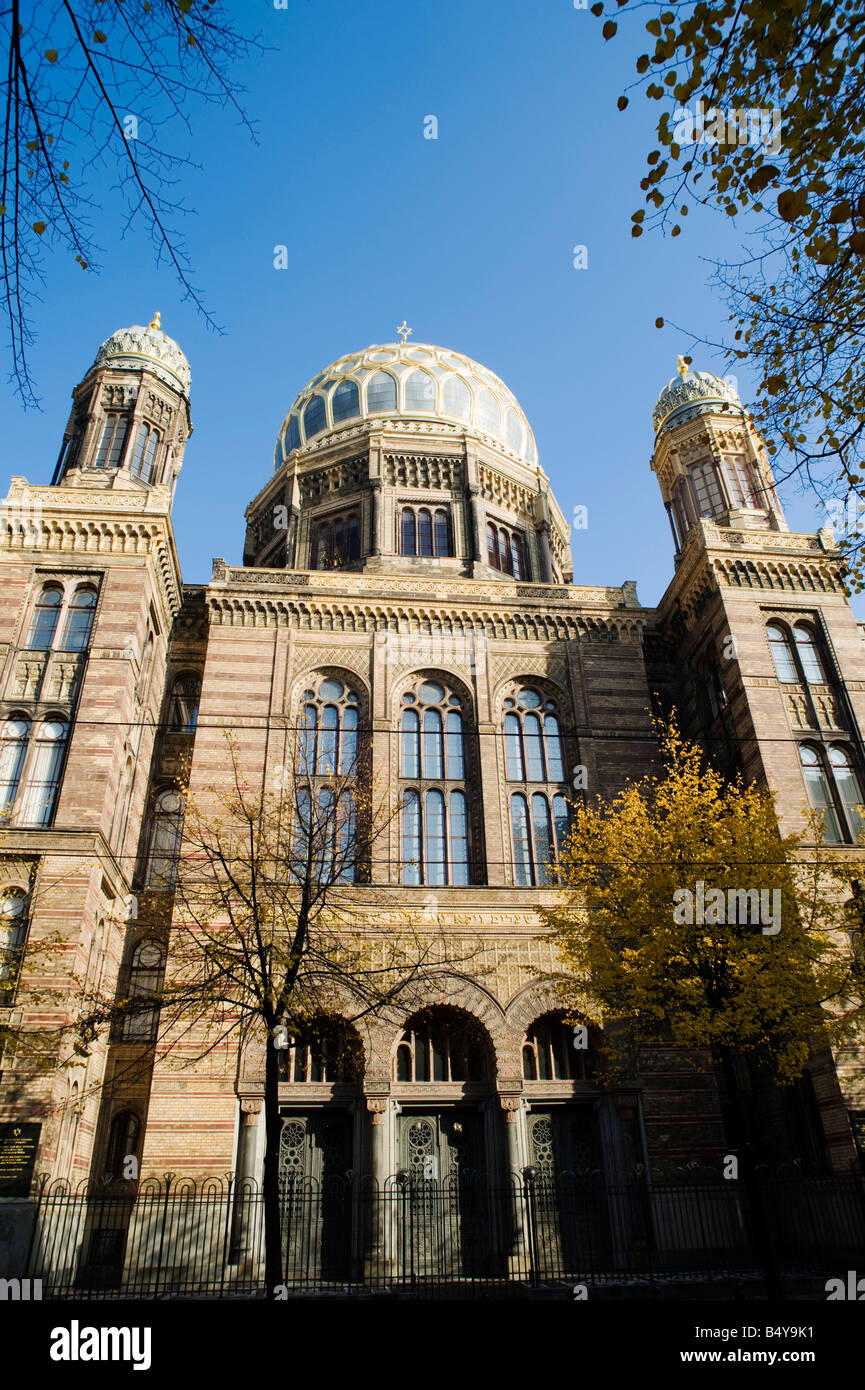 Exterior of Jewish Synagogue on Oranienburger Strasse in Berlin Germany 2008 Stock Photo