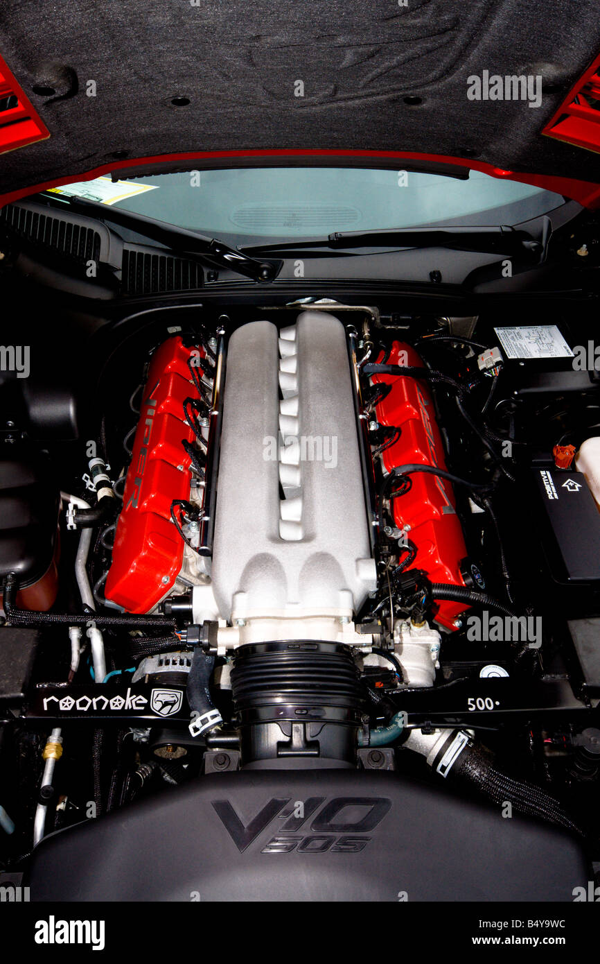 The heart of the might Dodge Viper, the V10 engine Stock Photo Alamy