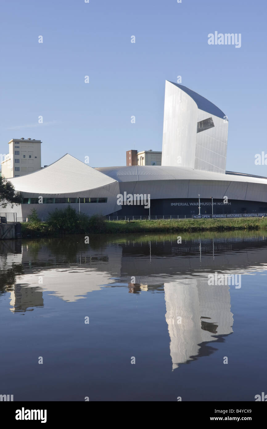 Imperial War Museum North Salford Quays Reflected in the Manchester ...