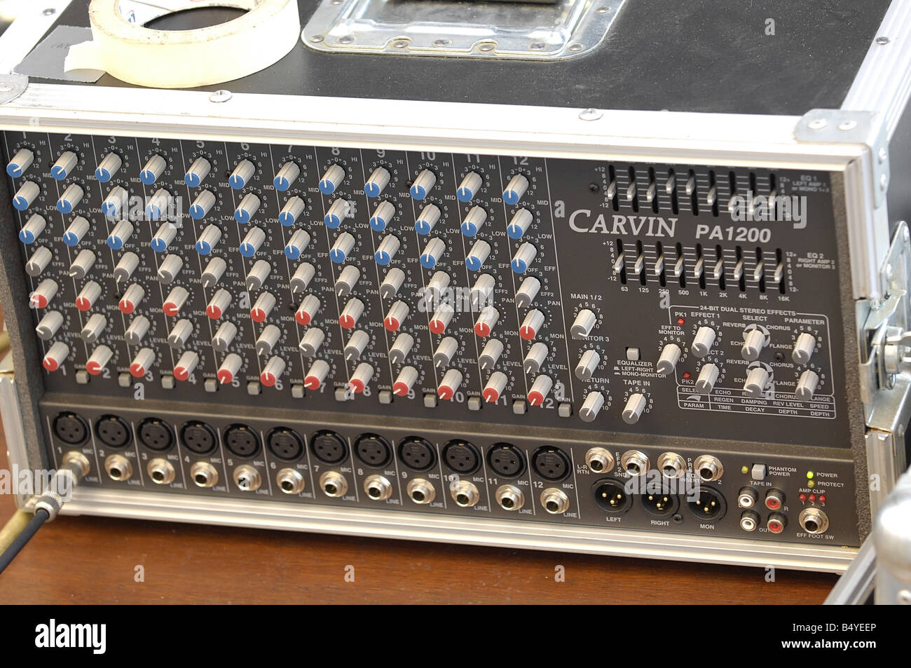 Carvin pa1200 audio mixer hires stock photography and images Alamy