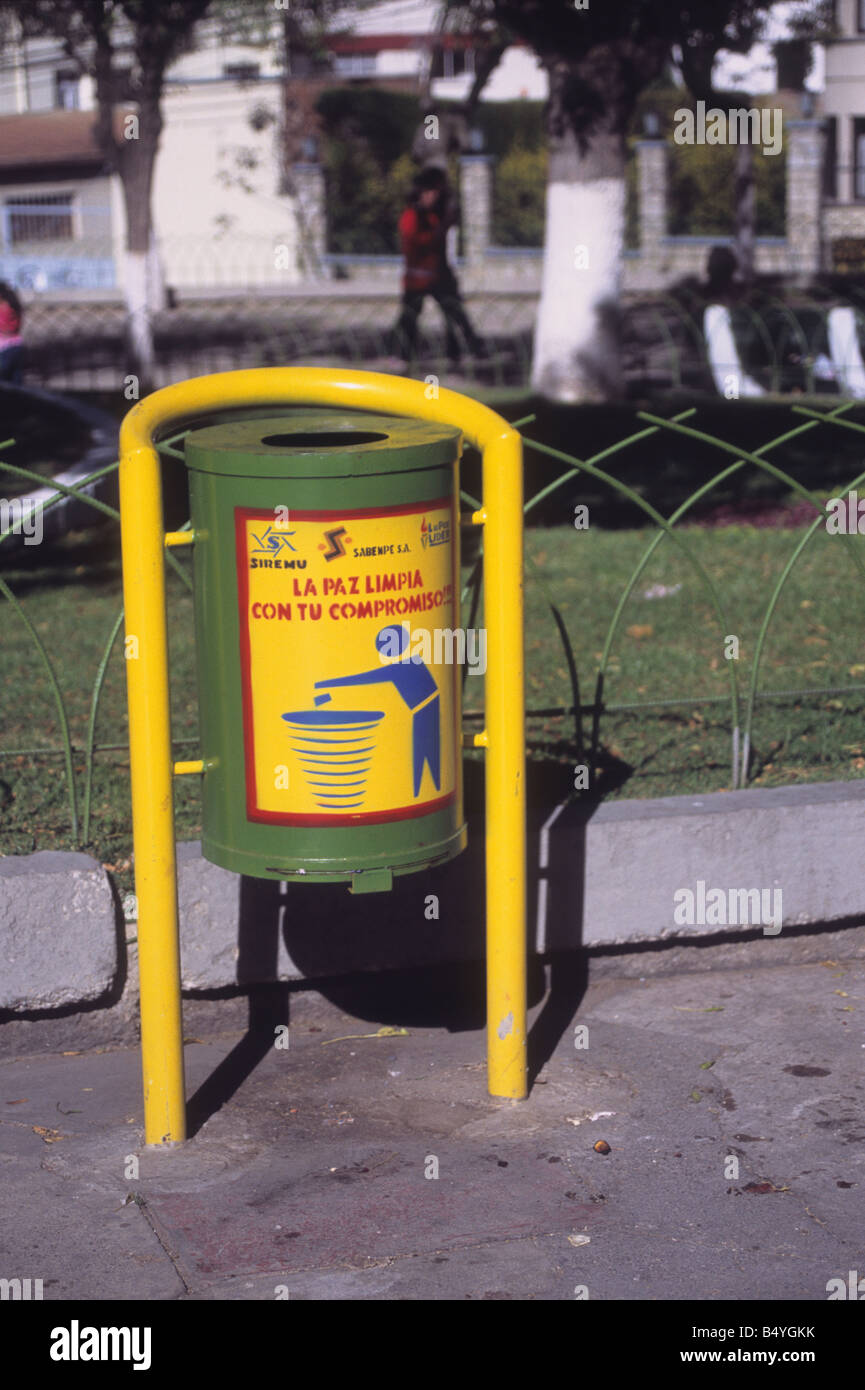 New litter bin with writing in Spanish language, part of campaign to keep La Paz tidy, Bolivia Stock Photo