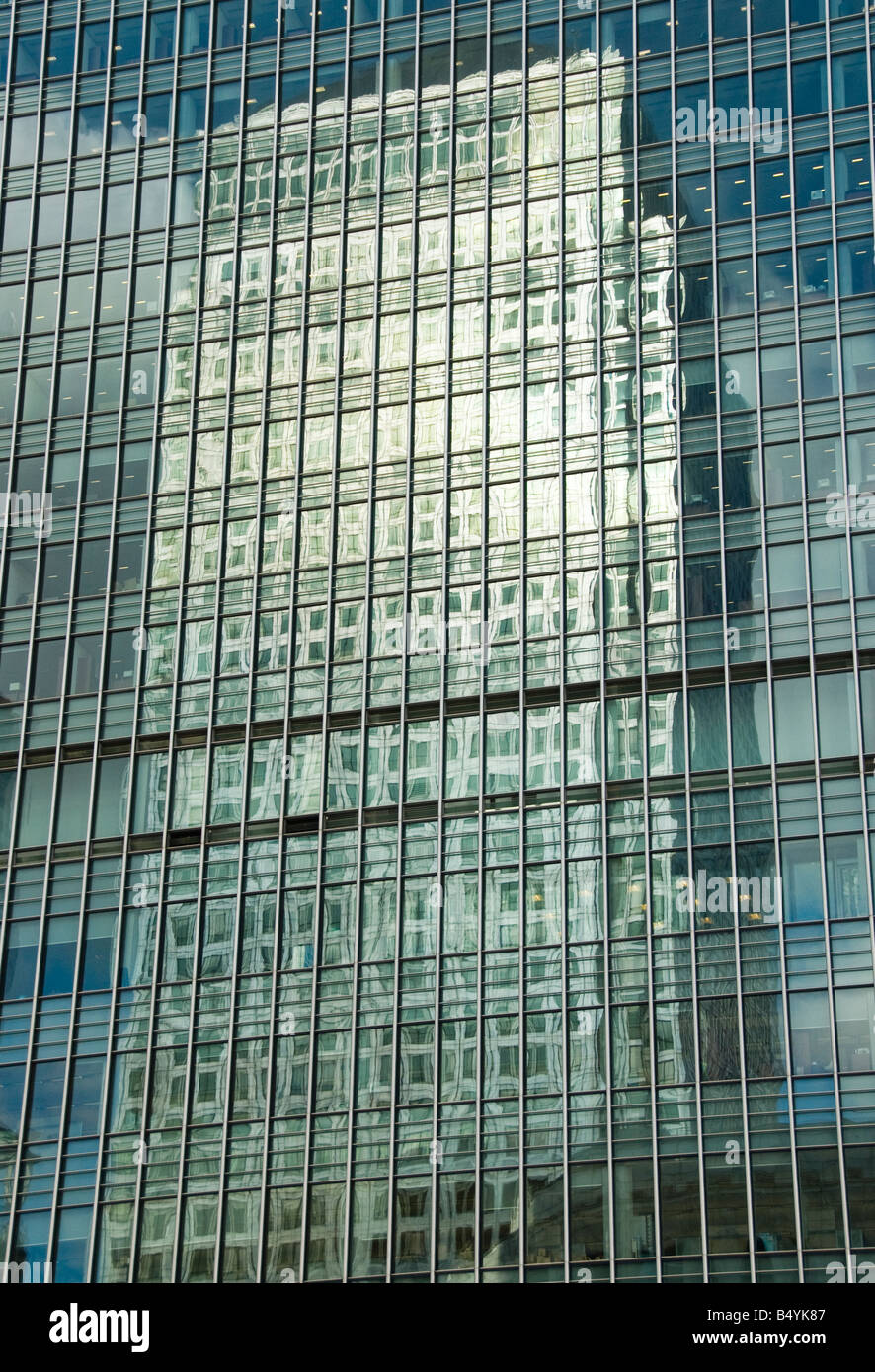 One Canada Square in Canary Wharf London Stock Photo