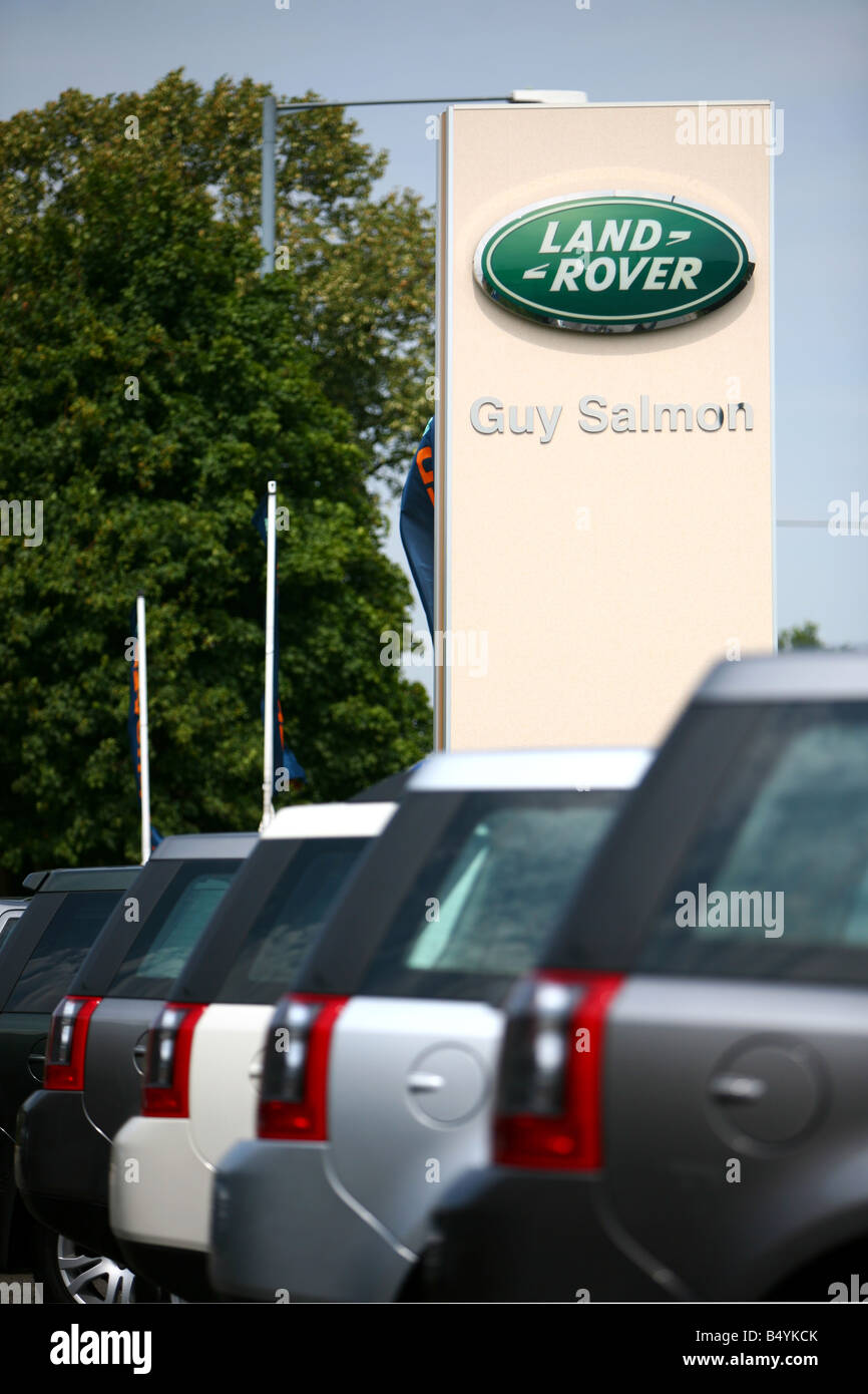 Land rover dealer forecourt Stock Photo Alamy