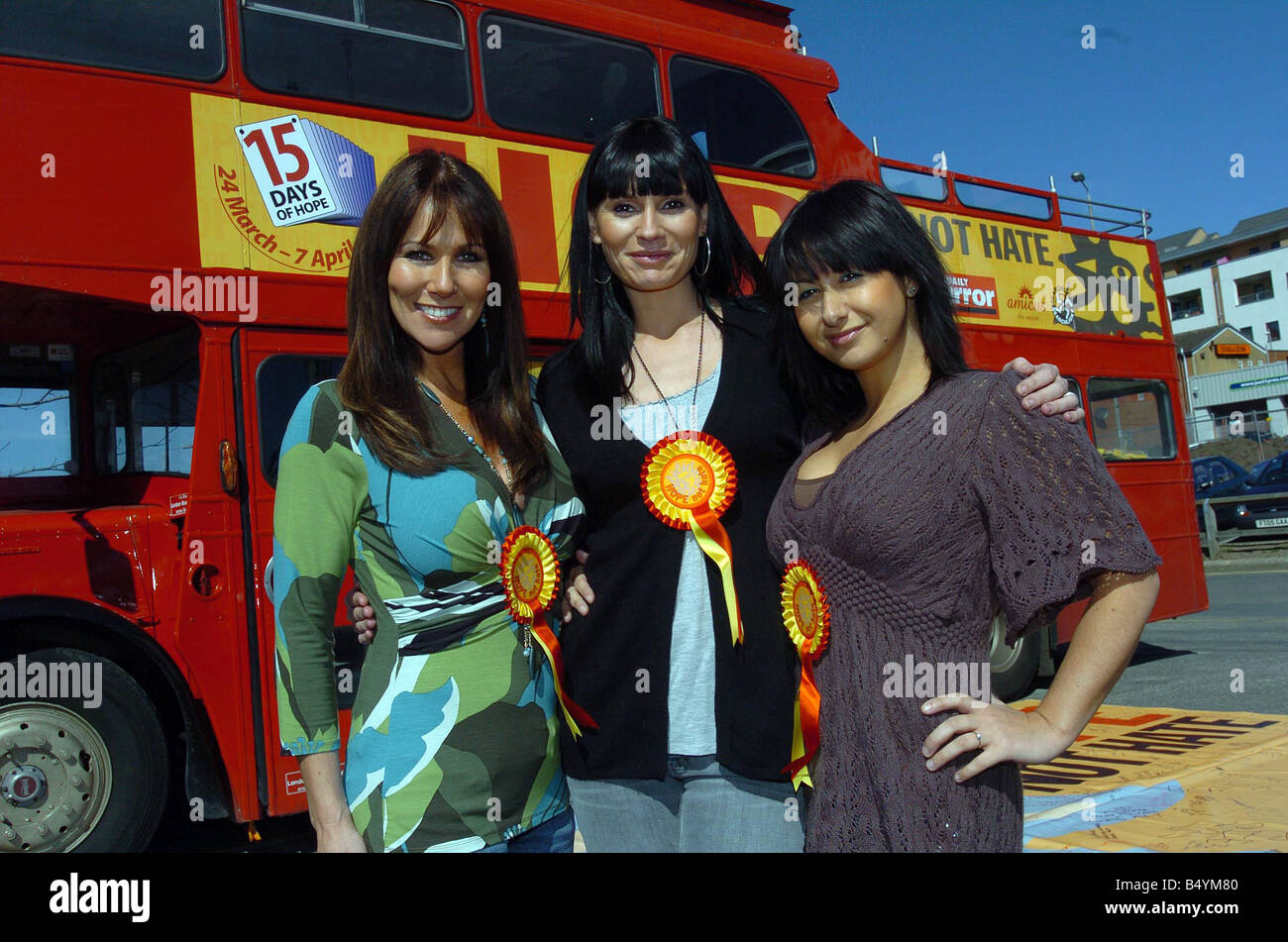 Hope not Hate bus is part of the Mirror newspapers campaign against racism. Emmerdale stars Linda Lusardi, Lucy Pargeter and Hayley Tamaddon turn out for the bus in Leeds today.;4th April 2007 Stock Photo