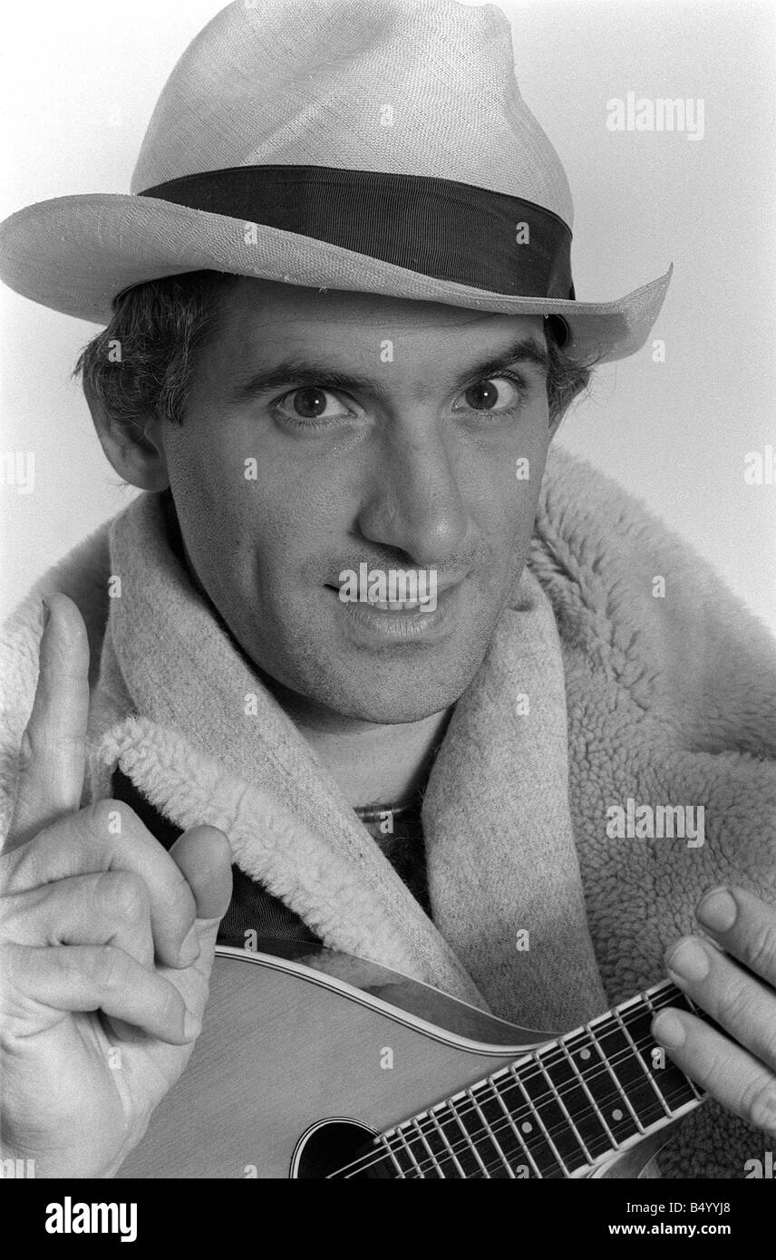 Singer Joe Dolce who had a hit with Shaddap You Face which reached number 1  in the charts seen here at the recording studios in Stock Photo - Alamy