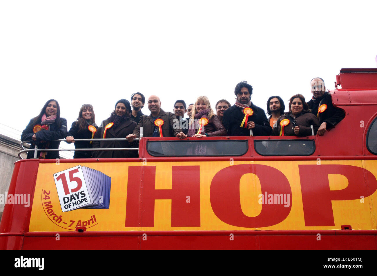 The Daily Mirror s Hope Not Hate bus tour started in London today Our bus visited the cast of The Bill on set and the cast of Rafta Rafta at the National Theatre on the South Bank 23rd March 2007 Stock Photo