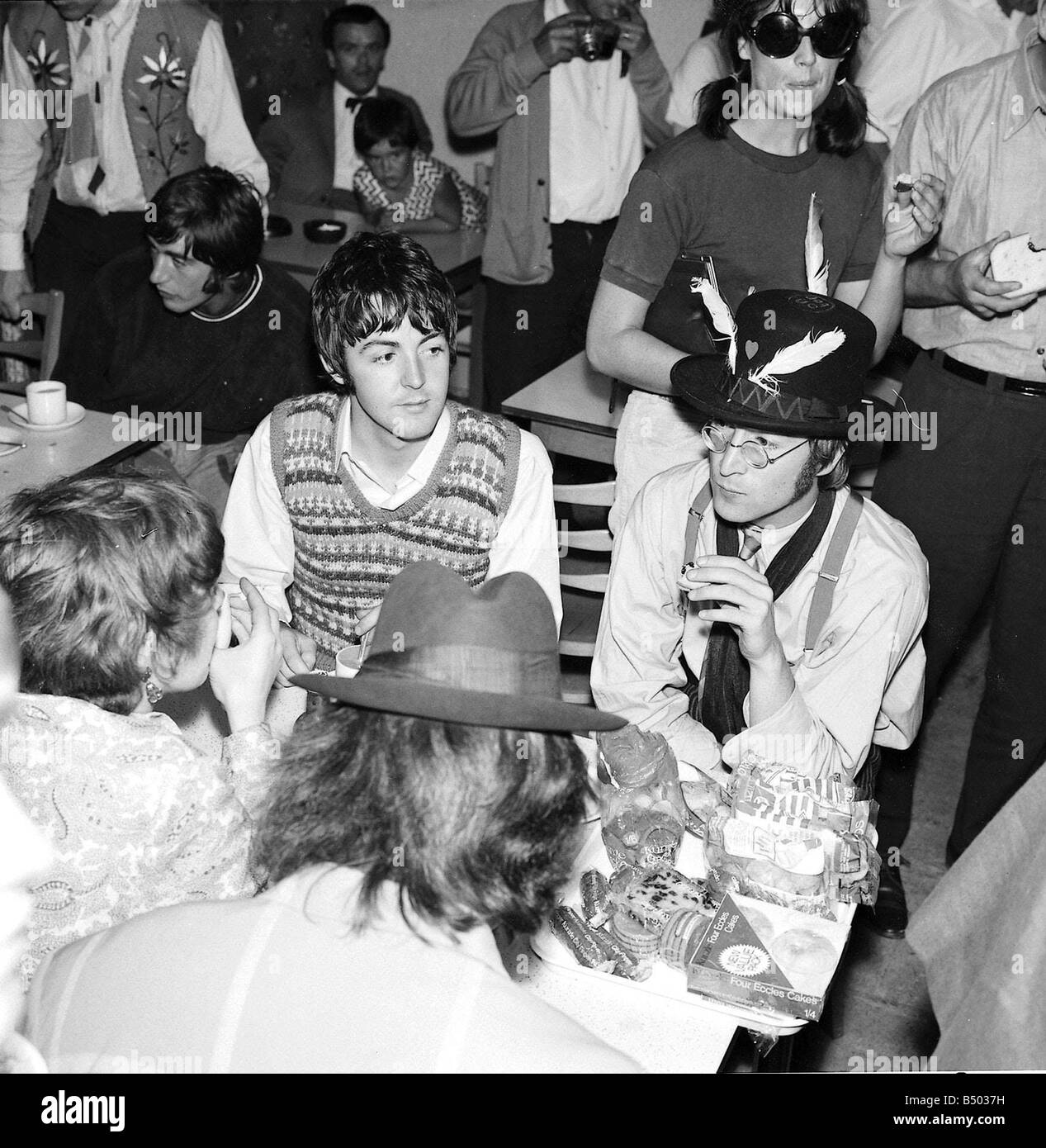 Beatles files 1967 Paul McCartney John Lennon during filming of Magical Mystery Tour Stock Photo