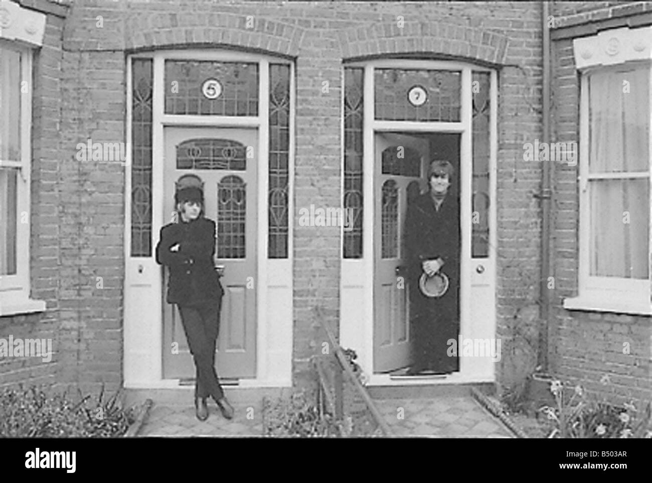 Beatles files 1965 John Lennon Ringo Starr on set of Help 14 04 65 