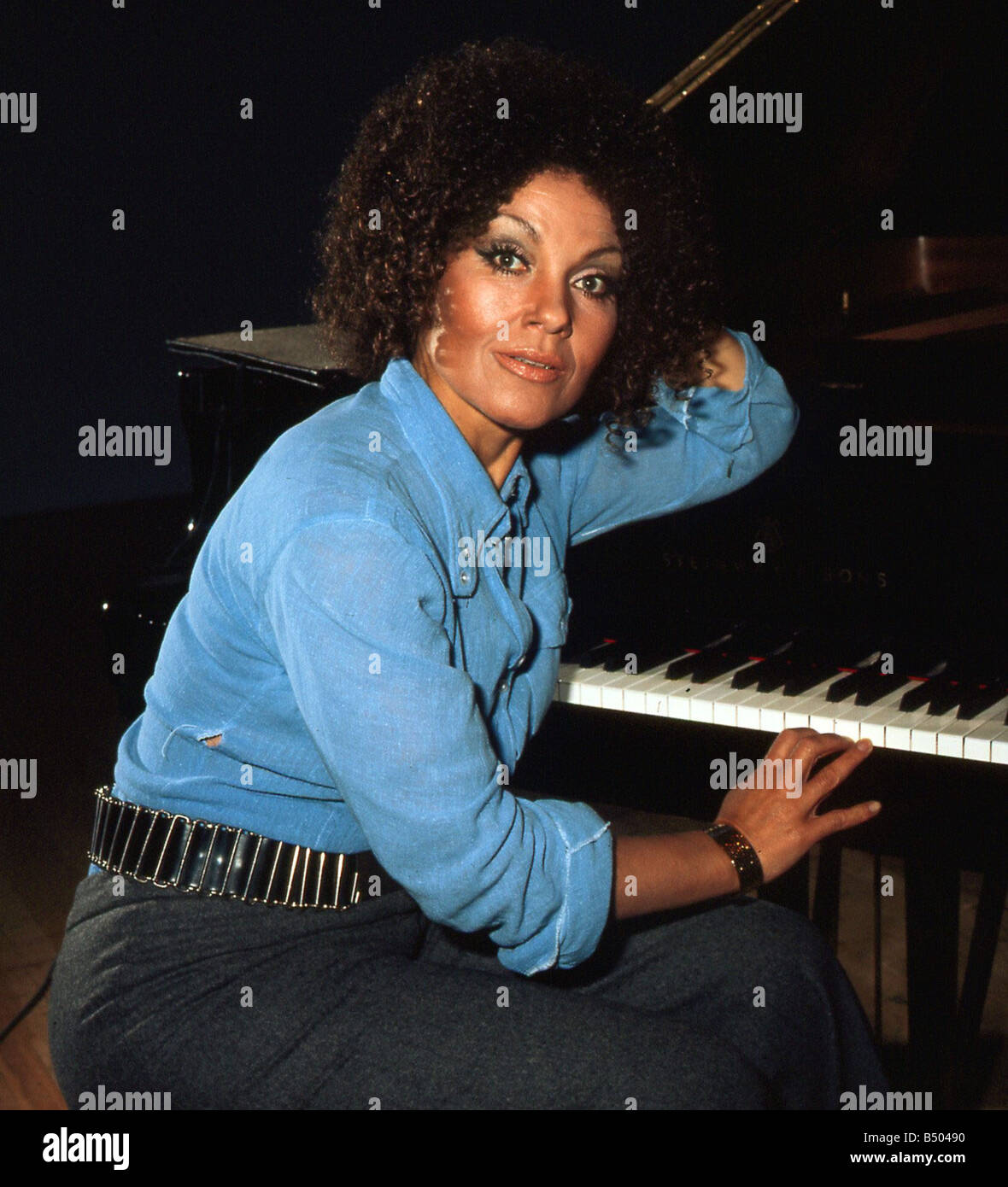 Cleo Laine Stock Photos & Cleo Laine Stock Images Alamy