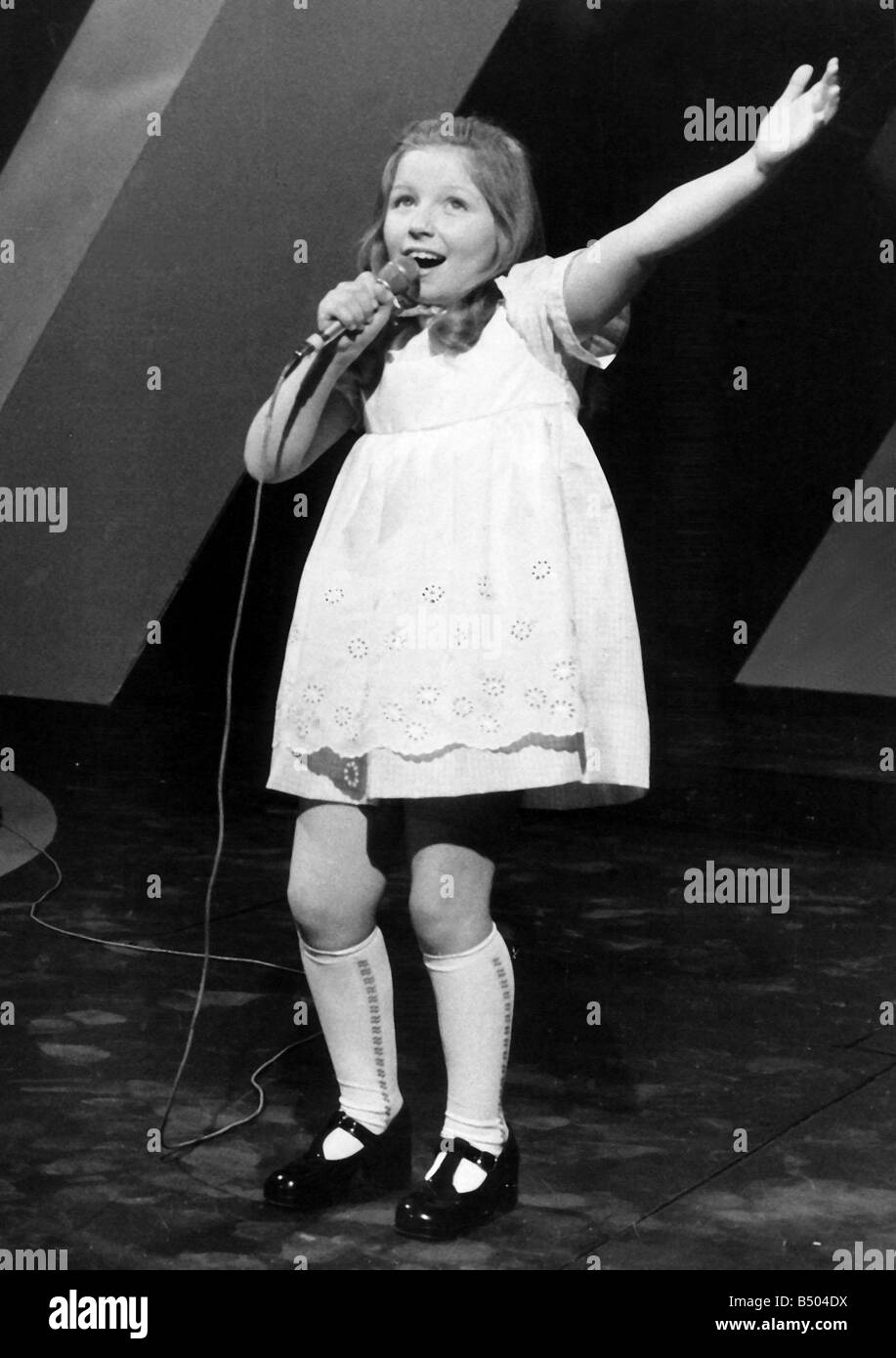 Lena zavaroni pop singer msi hi-res stock photography and images - Alamy