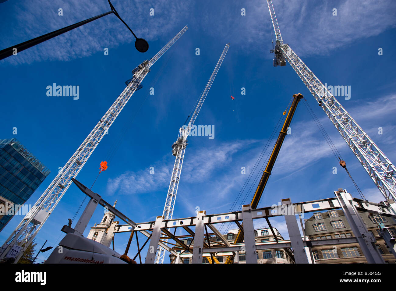 Tower cranes london hires stock photography and images Alamy