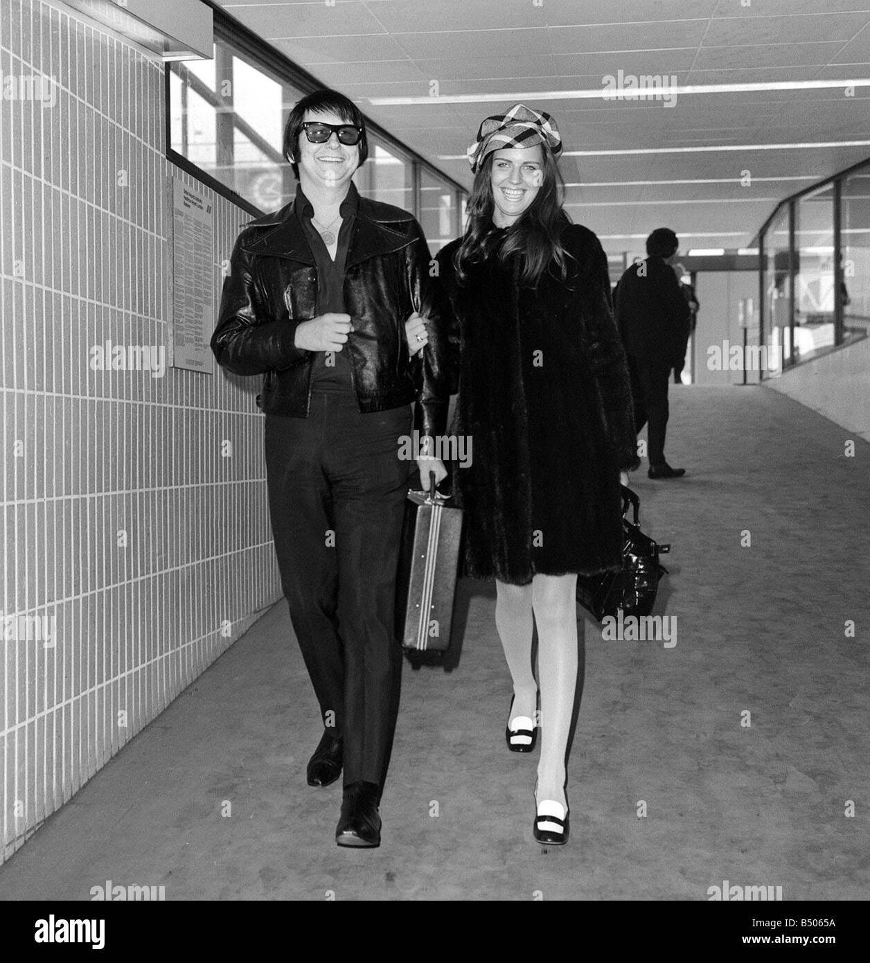 Roy orbison wife barbara anne hi-res stock photography and images - Alamy