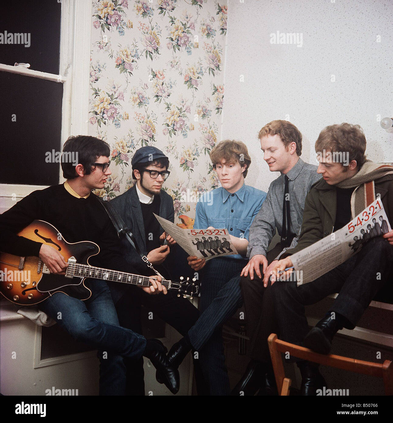 Pop group Manfred Mann in Alpha studios during 1964 rehearsal of 54321 for Thank your lucky stars show Stock Photo