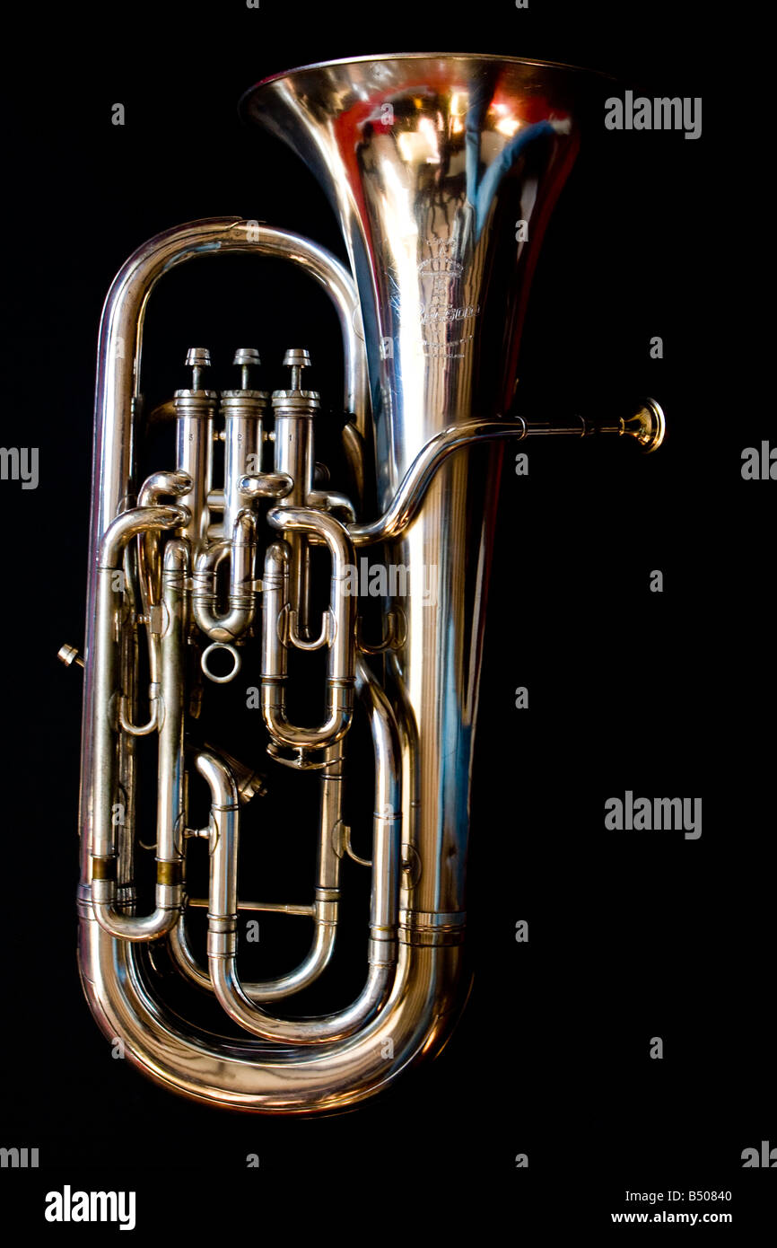 Bombardino FOUNDATIONS - FOR - SUPERIOR - PERFORMANCE - Euphonium PDF