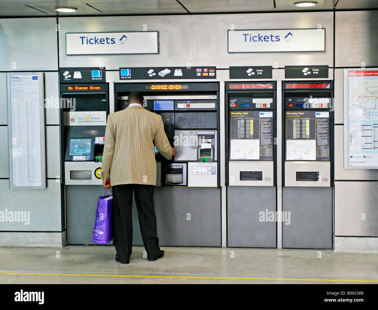 Ticket machine London underground England UK Stock Photo - Alamy
