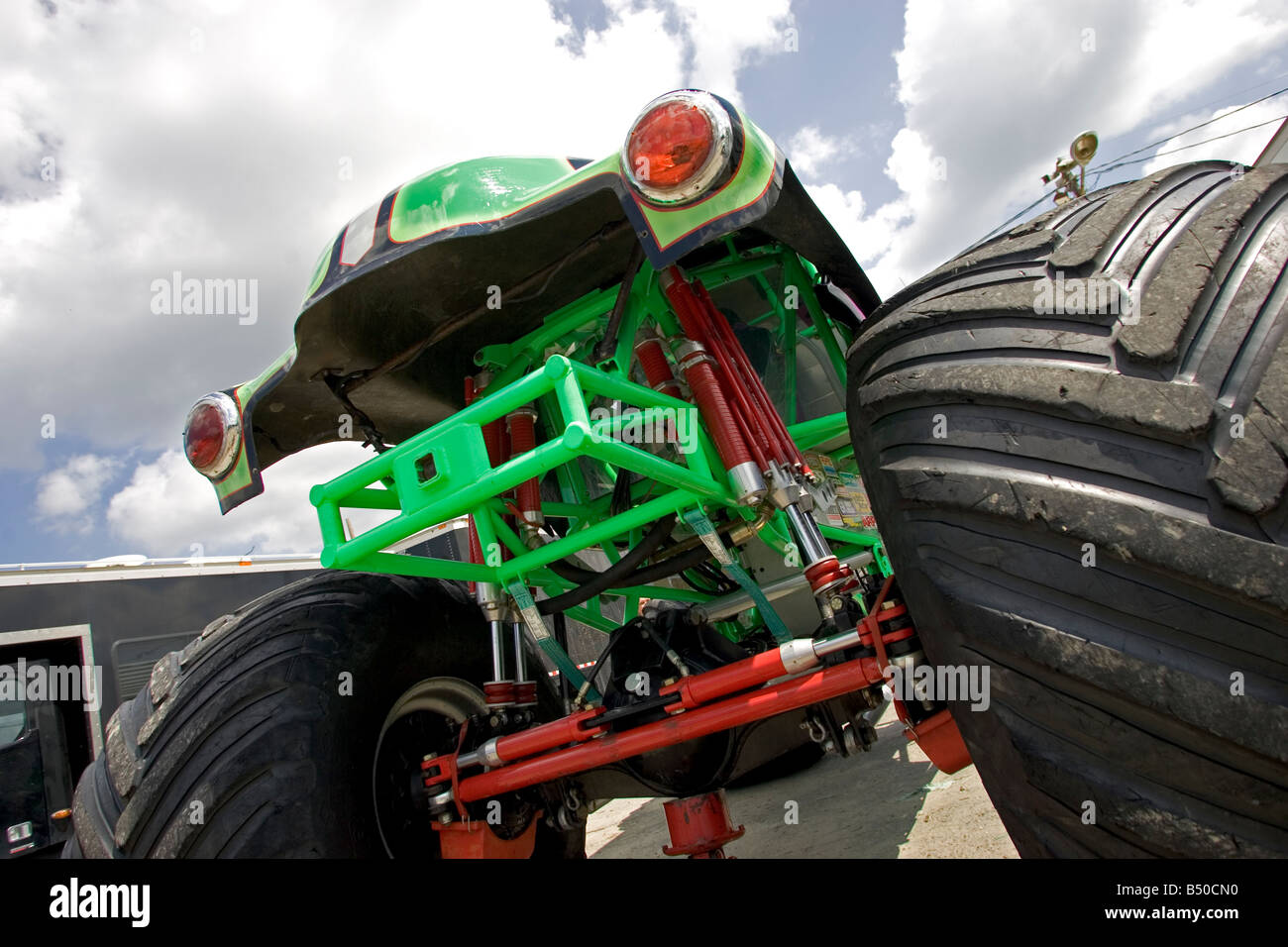 Lucas Till plays Tripp and Jane Levy plays Meredith in Monster Trucks from  Paramount Pictures. (2017 Stock Photo - Alamy