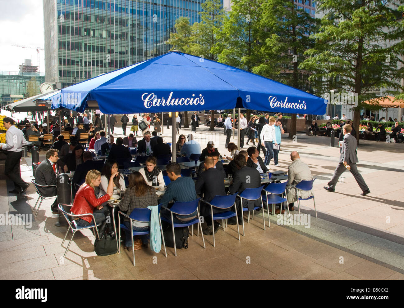 People at Carluccio s restaurant in Canary Wharf London Stock Photo