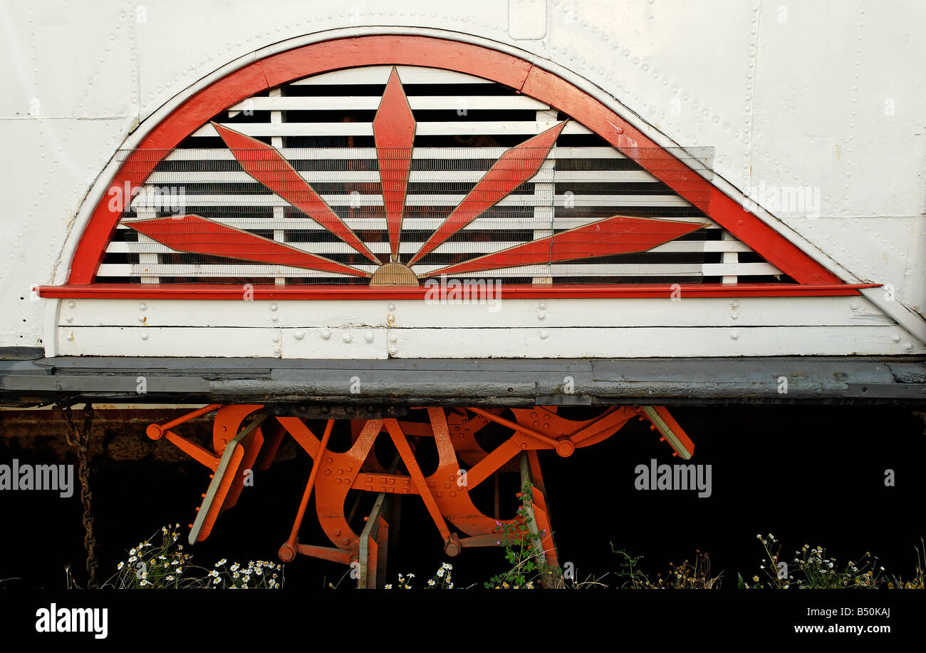 Side paddle wheel hires stock photography and images Alamy