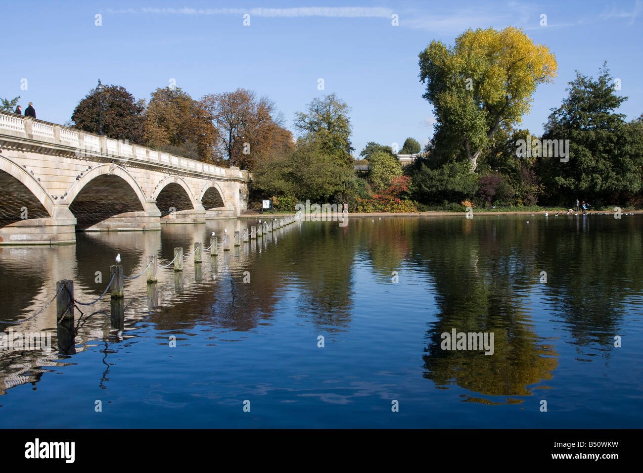 the serpentine bridge hyde park the royal park london england uk gb ...