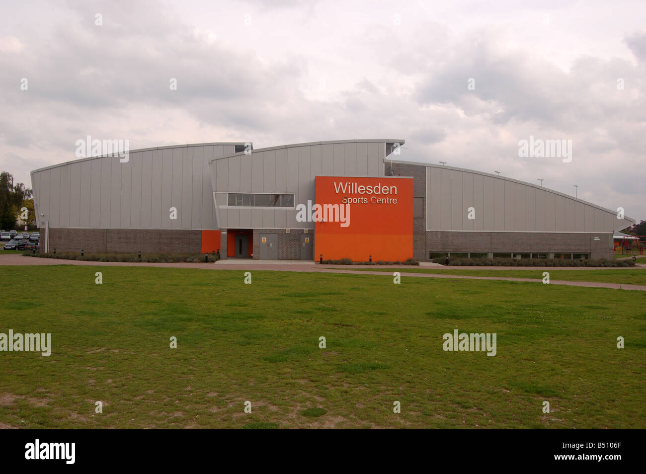 Willesden Sport Centre, Willesden, London, England, Uk Stock Photo Alamy