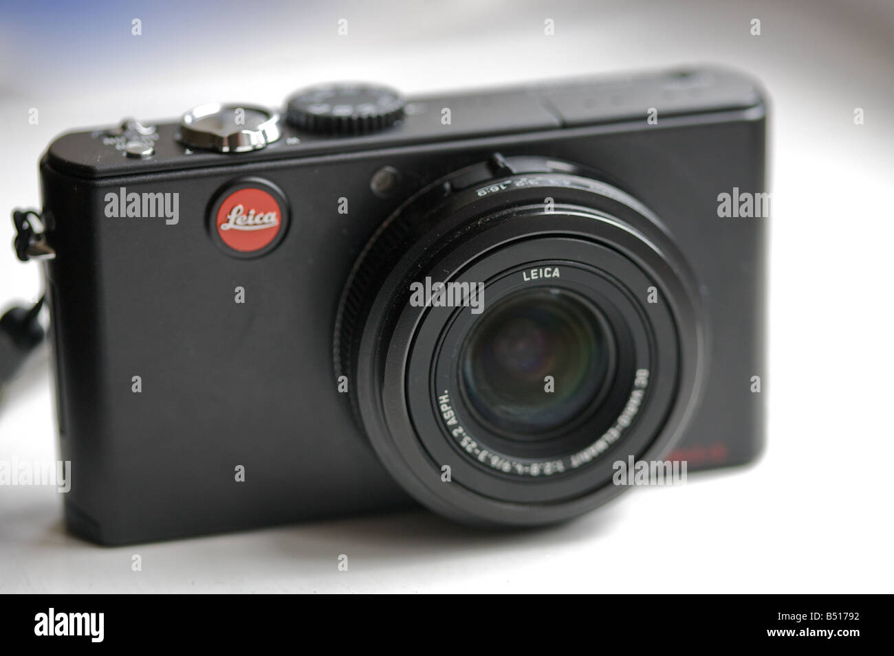 Leica D-LUX 3 camera Stock Photo - Alamy