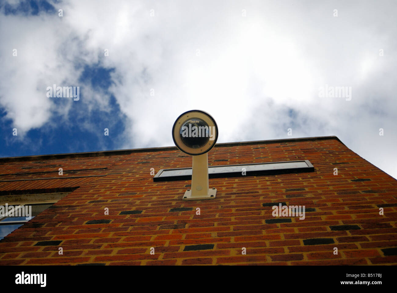 London surveillance cctv cameras hires stock photography and images