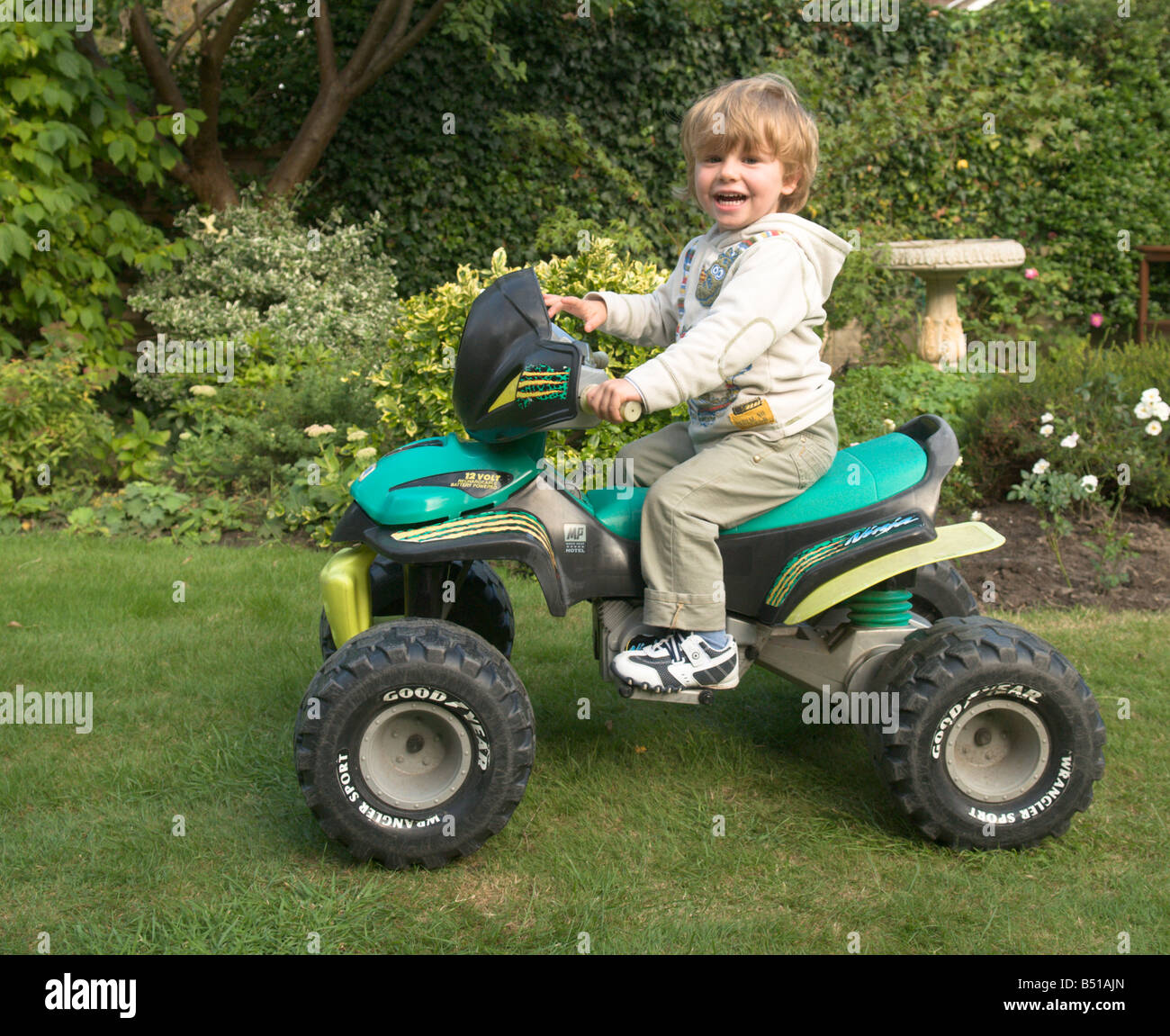 Child battery toy hi-res stock photography and images - Alamy