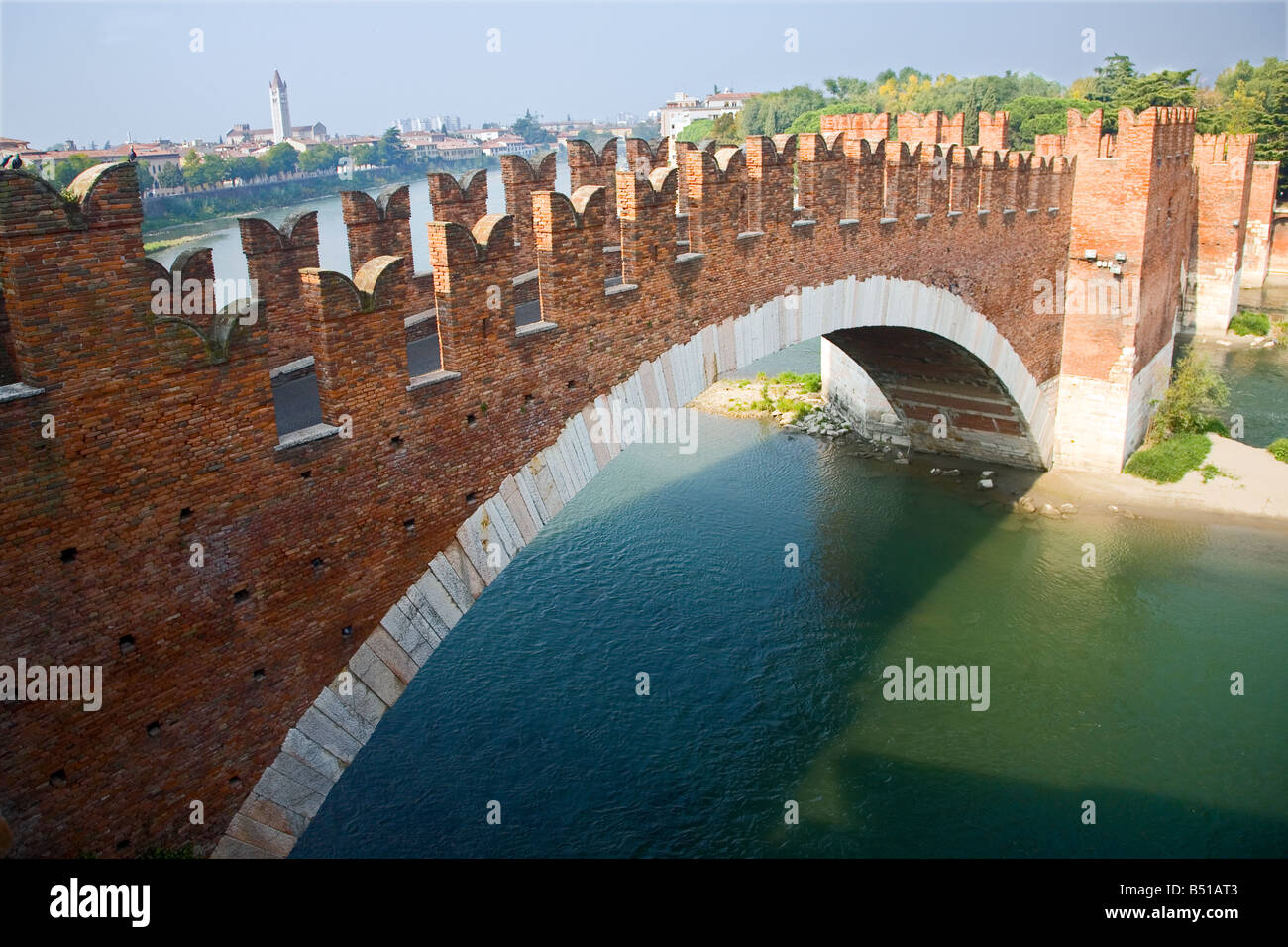 Verona adige river bridge hi-res stock photography and images - Alamy