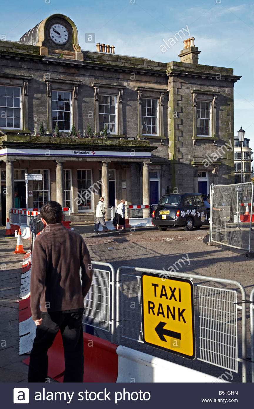 Haymarket station edinburgh hires stock photography and images Alamy