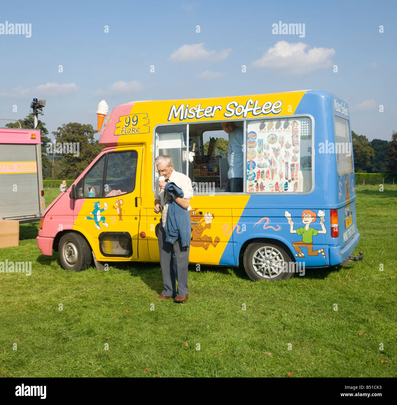 Mister softee hi-res stock photography and images - Alamy